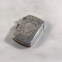 Load image into Gallery viewer, Edwardian Silver Vesta With Heart Shaped Cartouche Birmingham 1905
