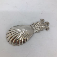 Load image into Gallery viewer, Commemorative Hallmarked Silver Caddy Spoon Sheffield 1981 Prince of Wales Feathers
