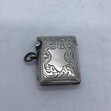 Load image into Gallery viewer, Silver Vesta with Shaped Cartouche Birmingham 1915
