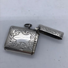 Load image into Gallery viewer, Silver Vesta with Shaped Cartouche Birmingham 1915
