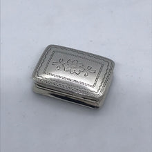 Load image into Gallery viewer, Nathaniel Mills Silver Vinaigrette Birmingham 1840
