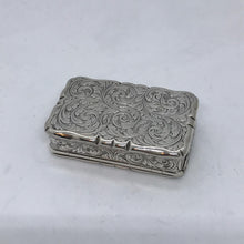 Load image into Gallery viewer, Victorian Solid Silver Hallmarked Snuff Box Nathaniel Mills Birmingham 1847
