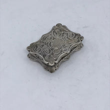 Load image into Gallery viewer, Victorian Solid Silver Hallmarked Vinaigrette Edward Smith 1843
