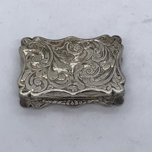 Load image into Gallery viewer, Victorian Solid Silver Hallmarked Vinaigrette Edward Smith 1843
