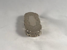 Load image into Gallery viewer, Hallmarked Silver Snuff Box Frederick Marson London 1862
