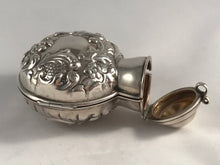 Load image into Gallery viewer, Hallmarked Silver Scent Bottle Case Goldsmiths And Silversmiths London 1898
